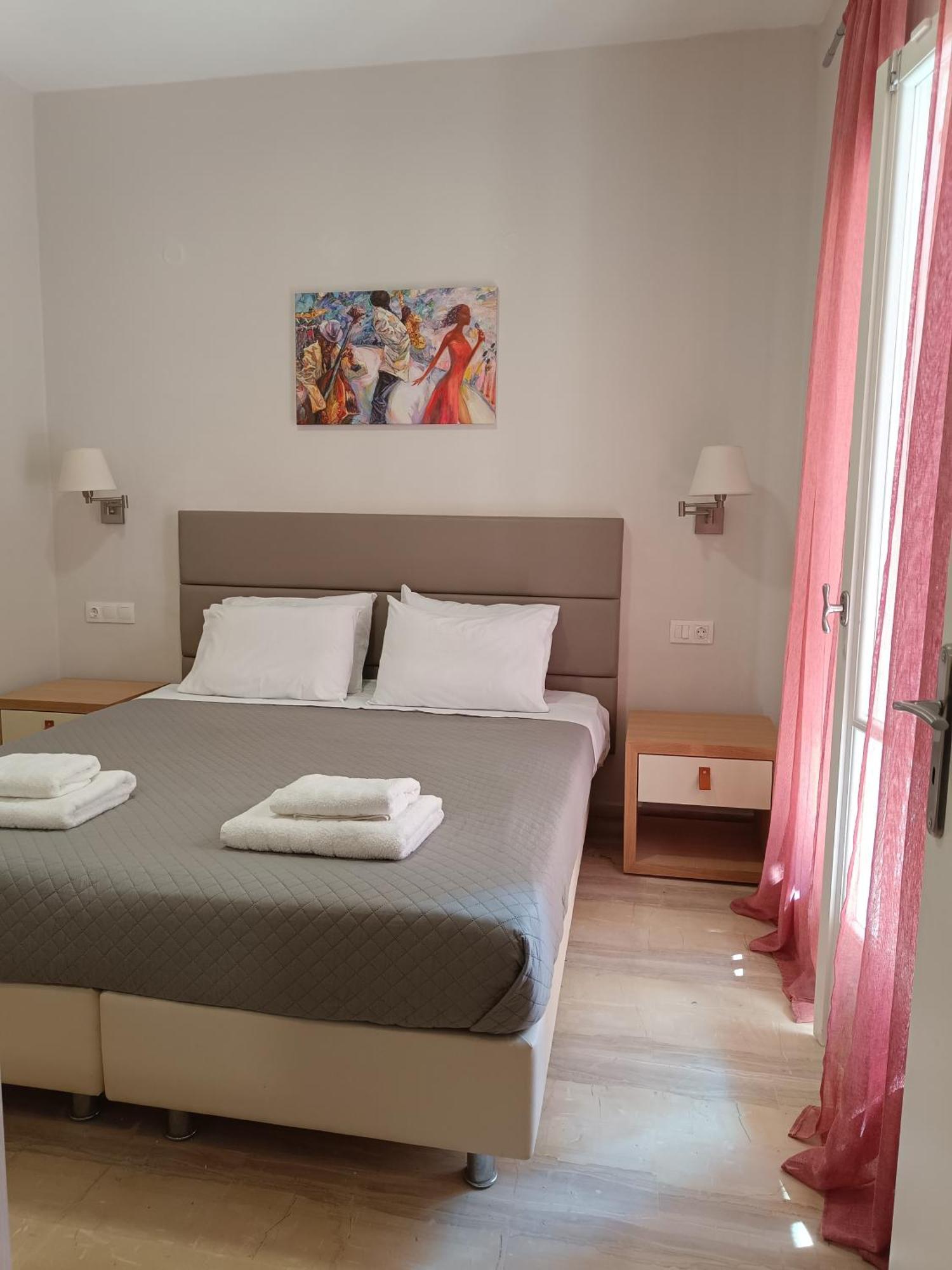 Dora'S Apartments กาวอส ภายนอก รูปภาพ